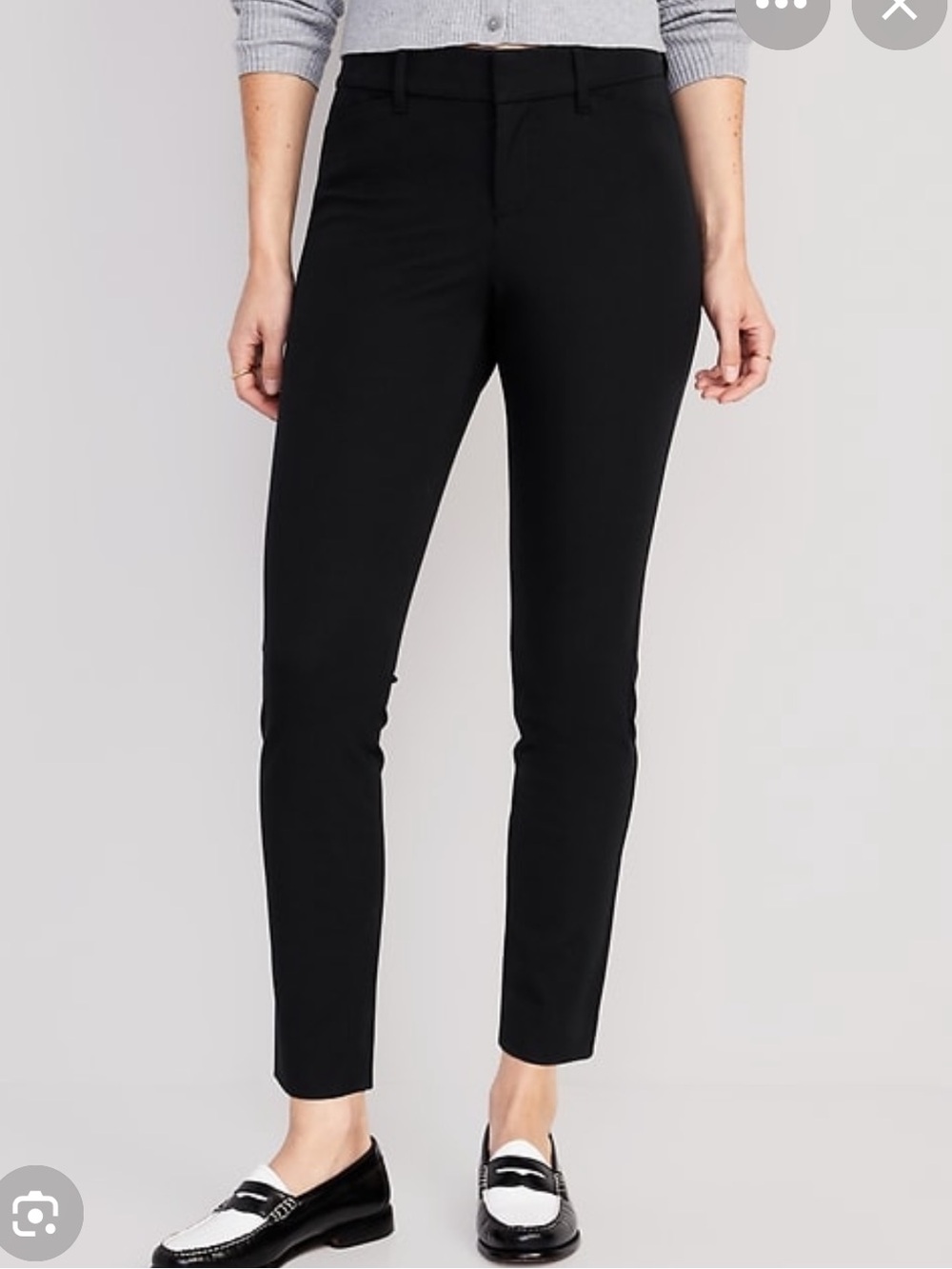 Old Navy black Pixie mid-rise ankle pants. Size 10 regular